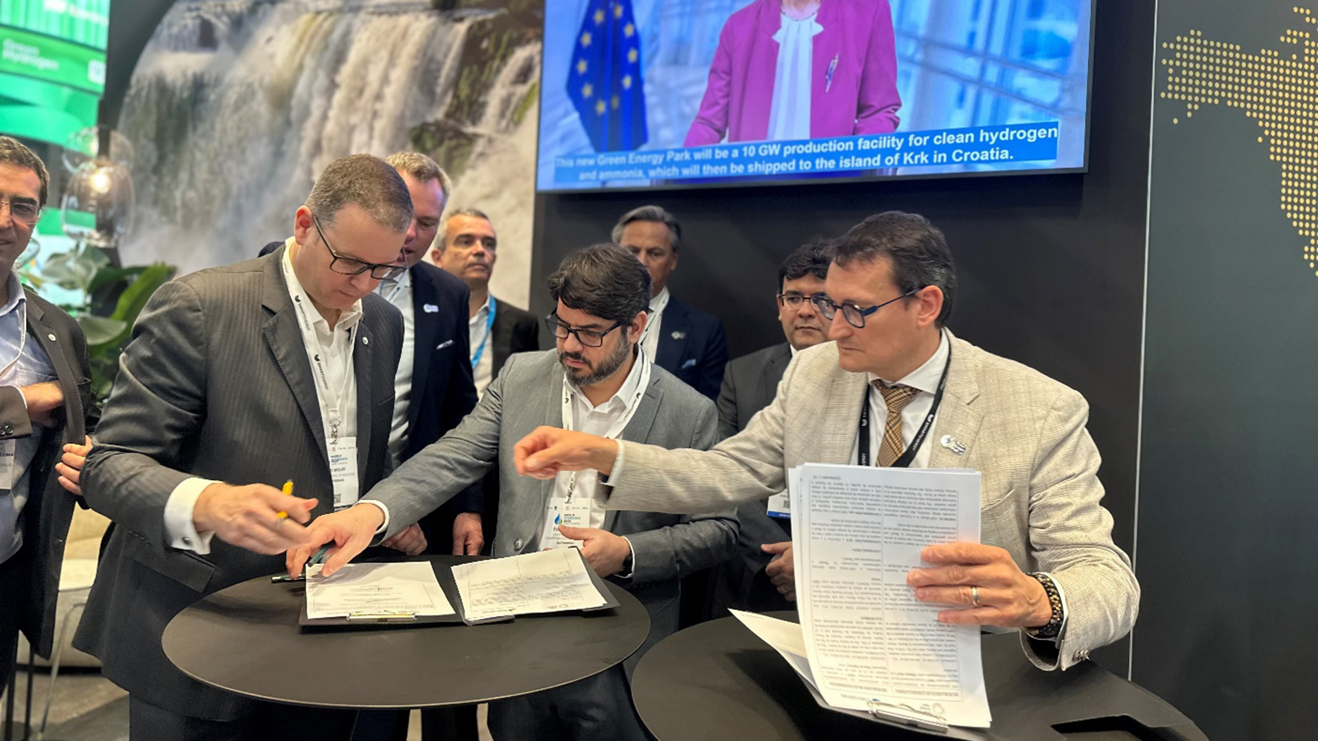 Green Energy Park and Eletrobras sign renewable hydrogen agreement