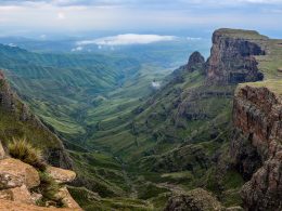 We discovered a new way mountains are formed – from ‘mantle waves’ inside the Earth We discovered a new way mountains are formed – from ‘mantle waves’ inside the Earth
