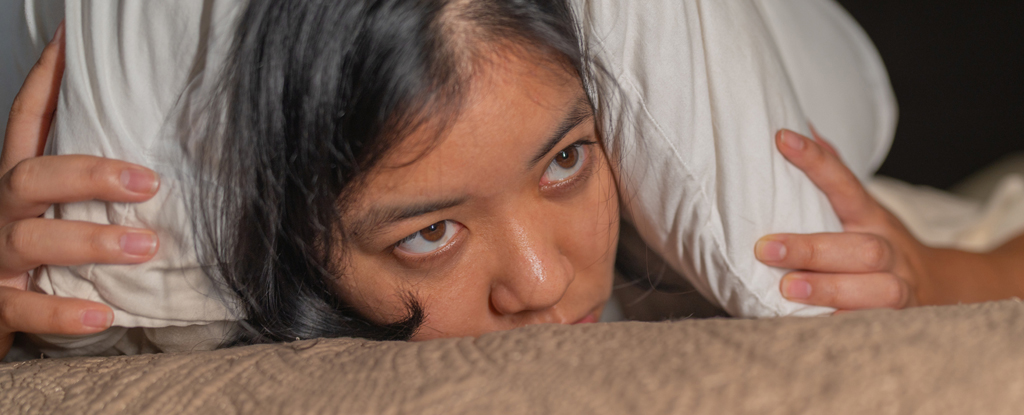 Scientists Identify Brain Signal Disruptions Behind Voices in Schizophrenia